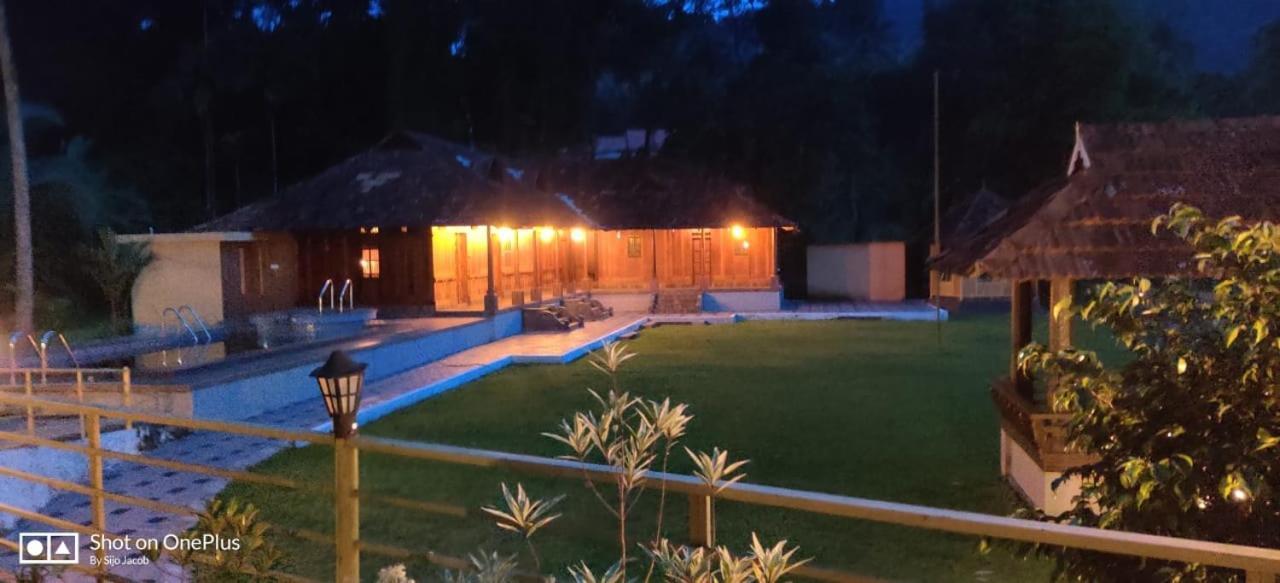 Sparrow Vale Resort Kotamangalam Екстериор снимка
